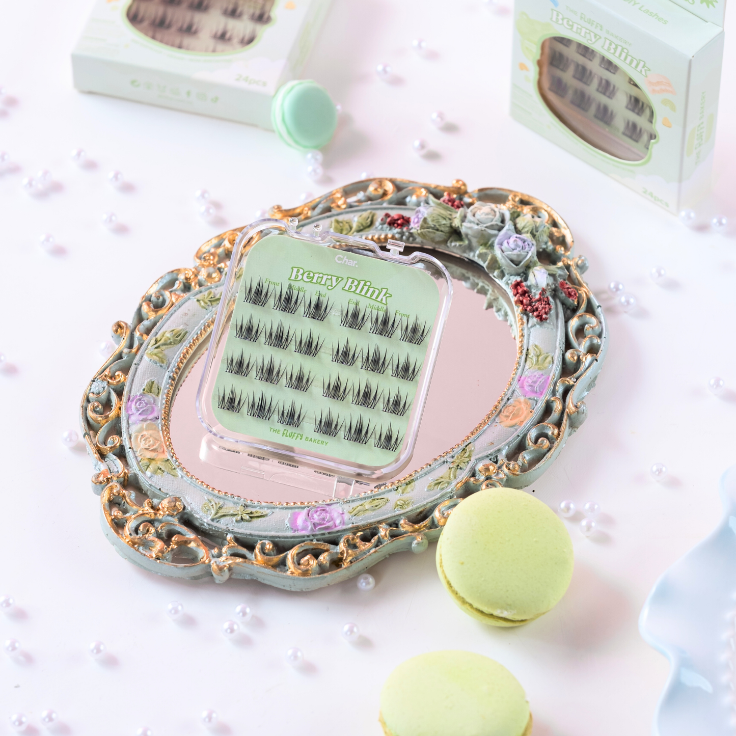 Char. Glue-Free False Eyelashes (Berry Blink)