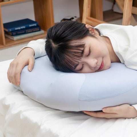 台灣 3ZeBra 三隻斑馬 海浪枕 按摩睡眠兩用枕|99% 仿真人揉捏按摩 × 專利搖擺助眠 × 兩段恆溫熱敷|三種模式・三種力道・15 分鐘定時・雙層記憶綿分區支撐
