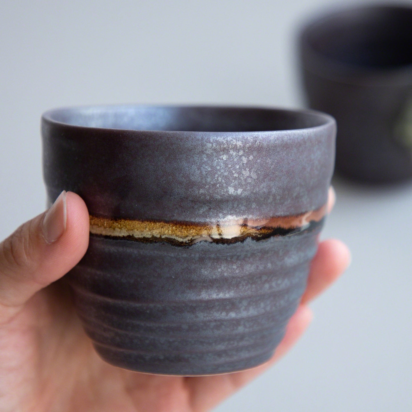 日本Asayu 【金屬暗啡色 2件裝】手繪釉面陶瓷茶杯套裝 | 日式美學 | 職人手作