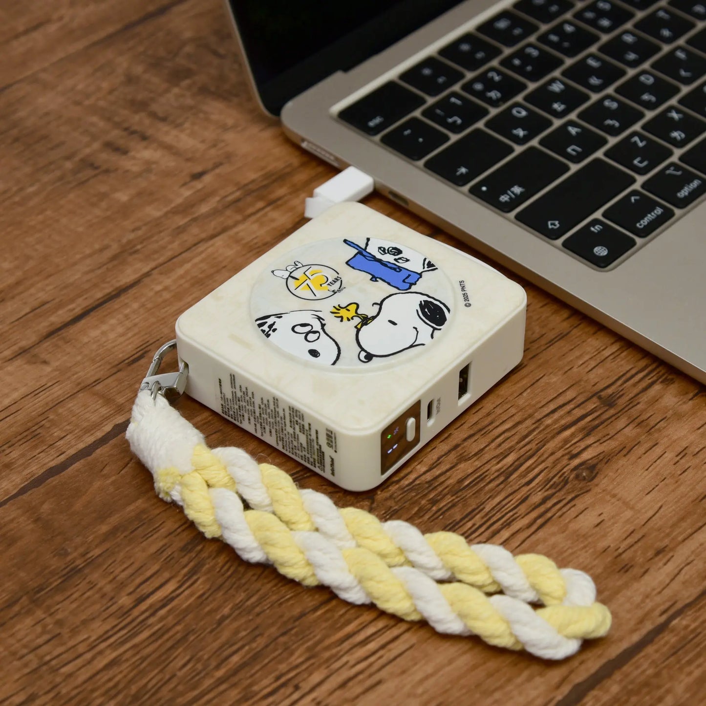 迪士尼+Snoopy愛心款的溫暖充電擁抱 – InfoThink八合一MAX行動電源 - PriseMall