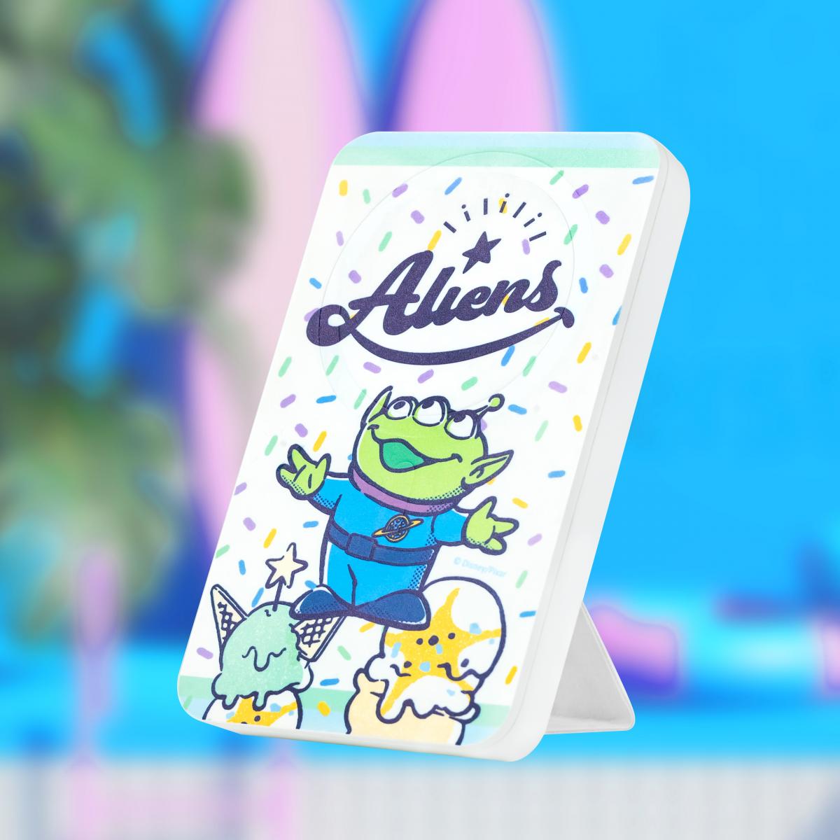 迪士尼角色輕擁你的充電世界 – 三合一磁吸無線快充行動電源