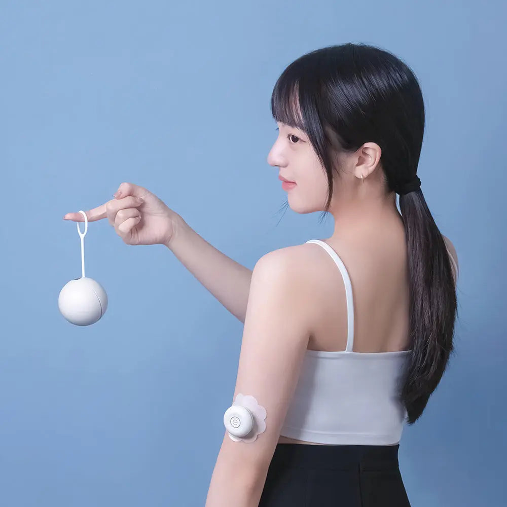 3ZeBra 迷你艾灸儀｜石墨烯速熱・安全無煙・磁吸充電・30片艾貼隨附 PriseMall