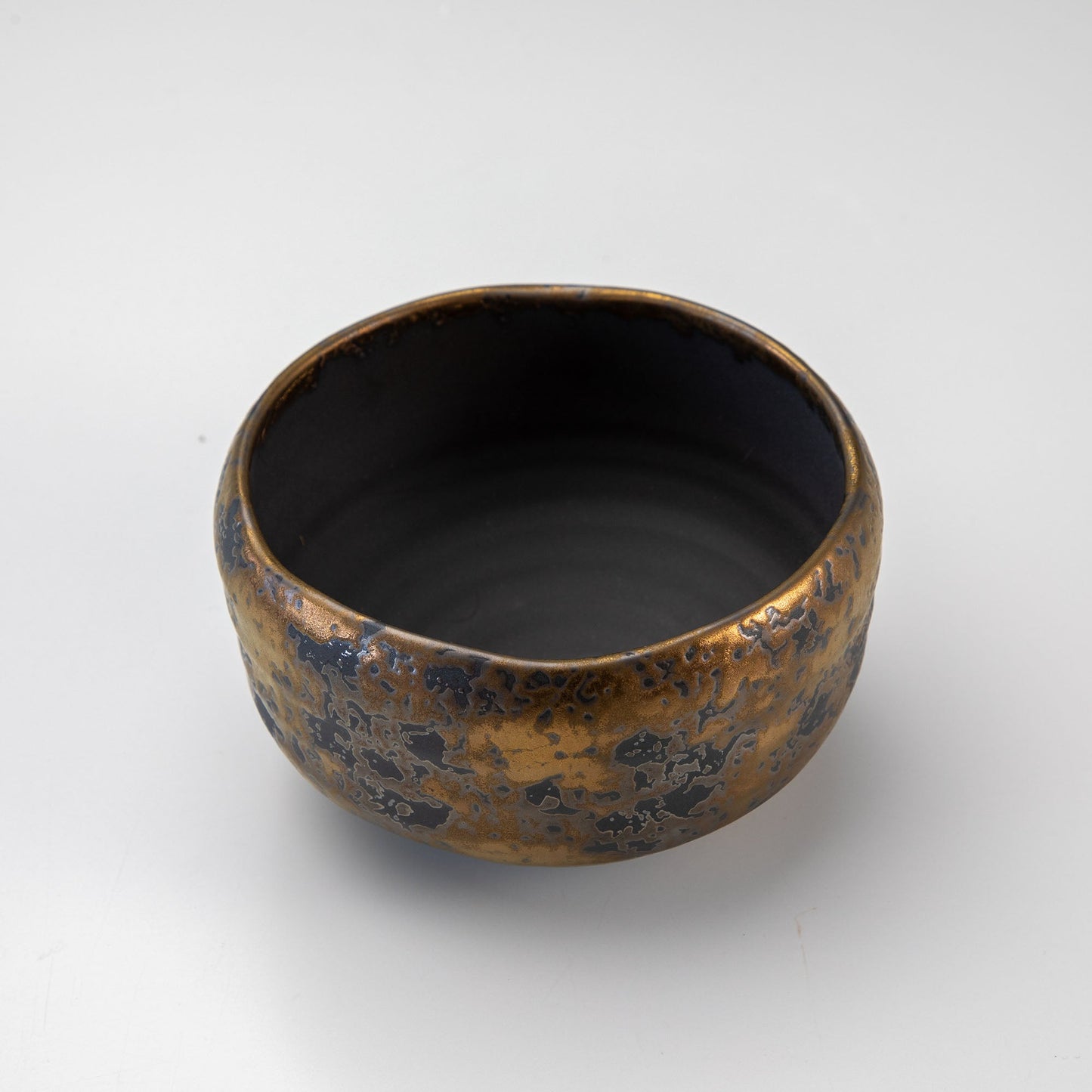 日本Asayu Kogane 抹茶碗｜金色釉面 × 復古窯變質感 | 日式美學 | 職人手作