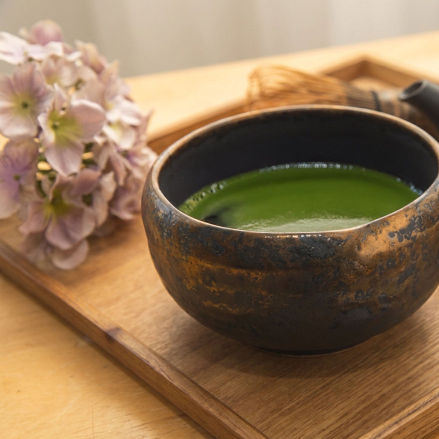日本Asayu Kogane 抹茶碗｜金色釉面 × 復古窯變質感 | 日式美學 | 職人手作