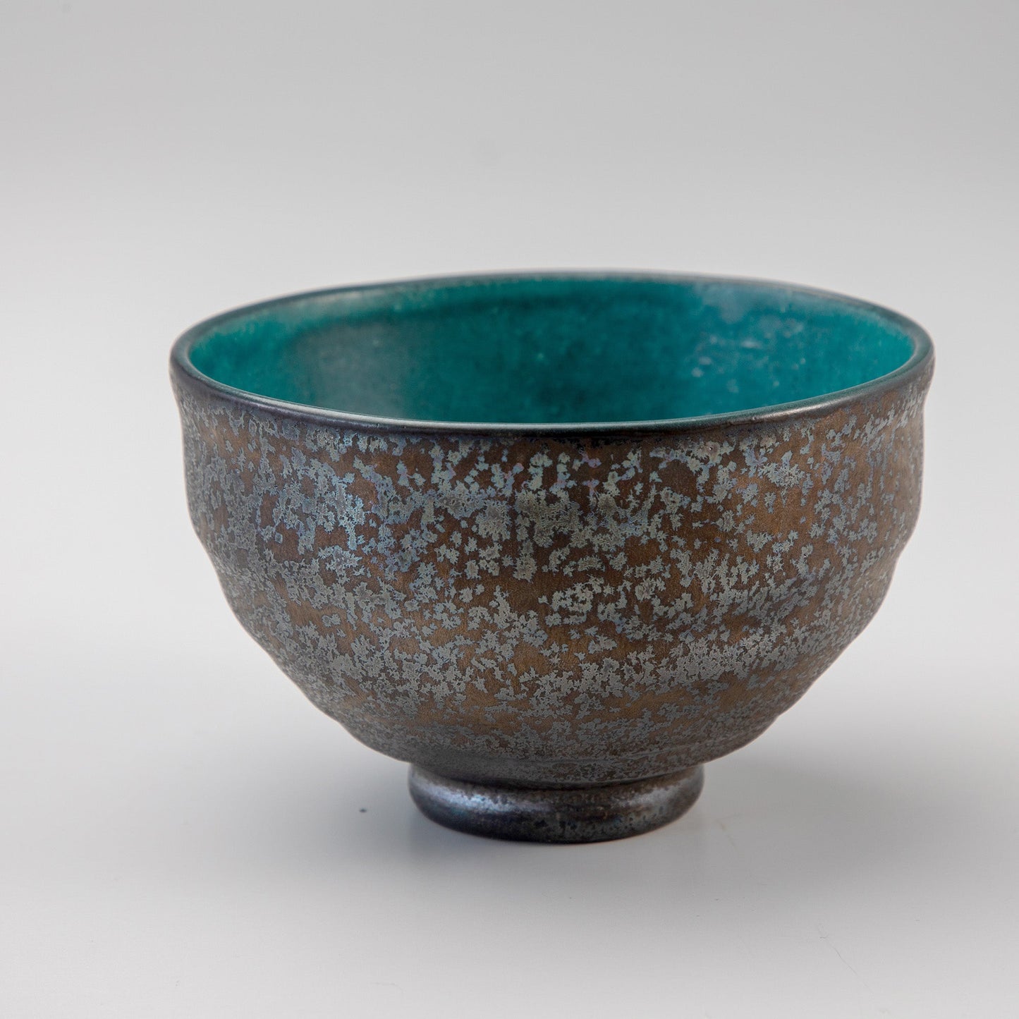 日本Asayu Kurogane Turquoise 抹茶碗｜湖水藍釉 × 鐵鏽金屬質感 | 日式美學 | 職人手作