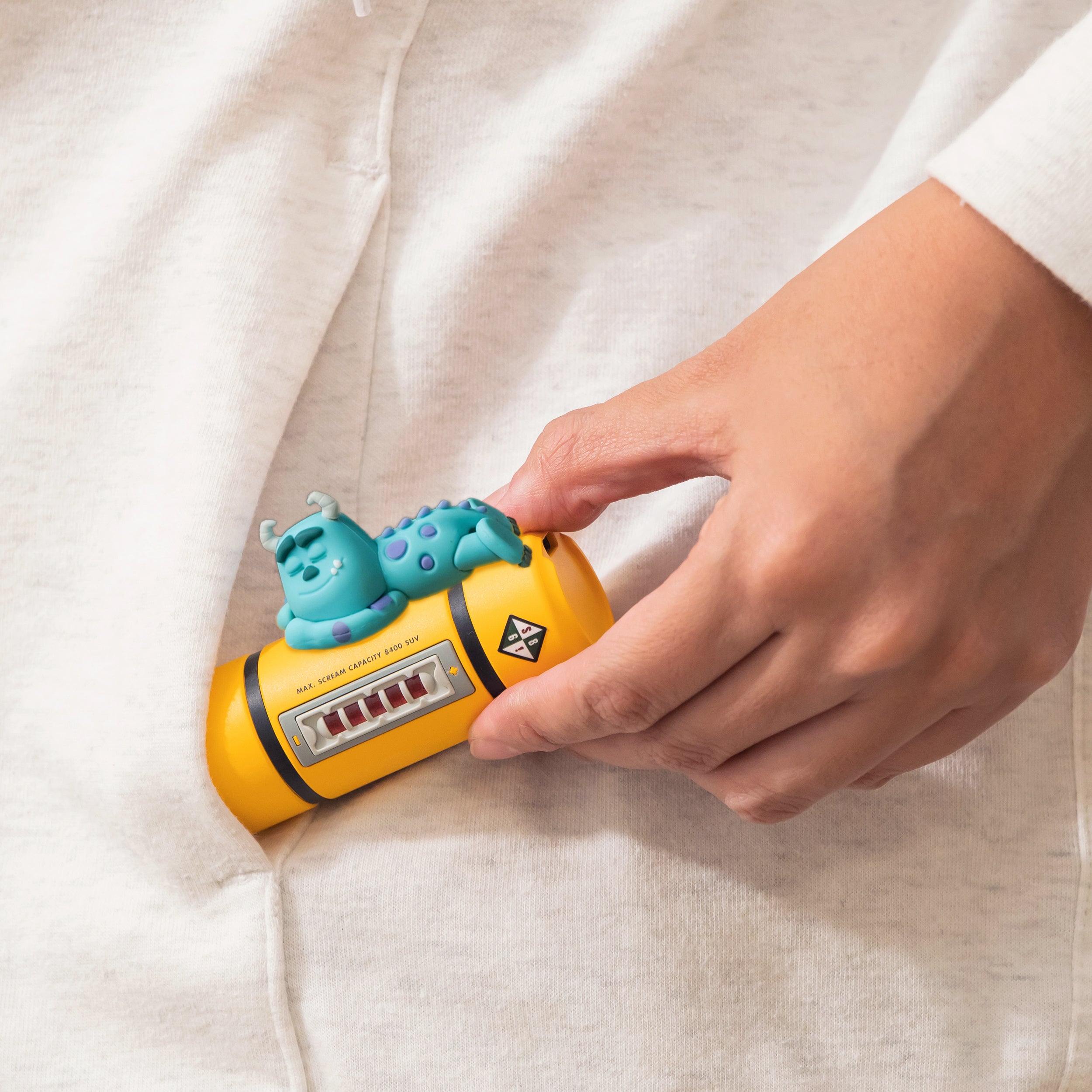 迪士尼角色隨身充電小幫手 – 直插式20W快充行動電源系列