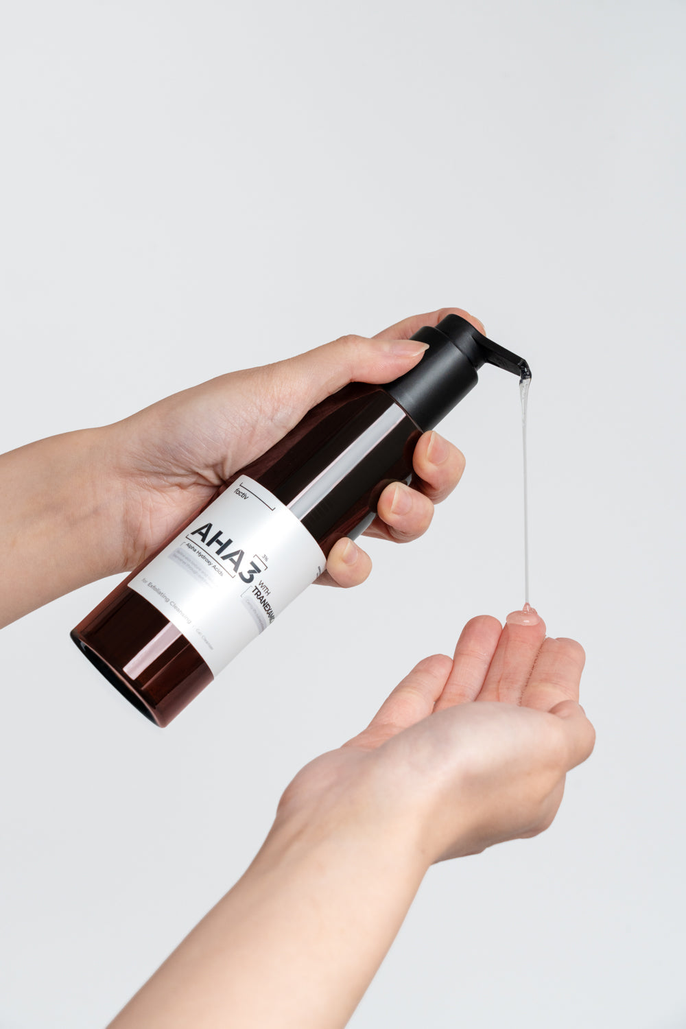 AHA3 Clear & Bright Cleansing Gel | New Tranexamic Acid Upgrade · Five AHAs Exfoliation · Sulphate-free · Suitable for Face and Body | Made in Hong Kong