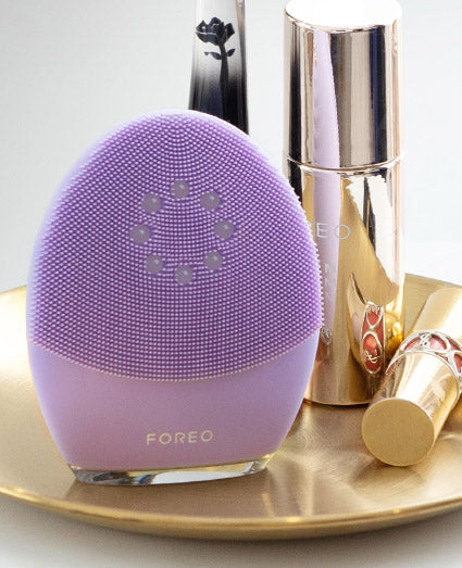 FOREO LUNA™ 4 plus 微電流紅光洗面機｜清潔抗老同步進行