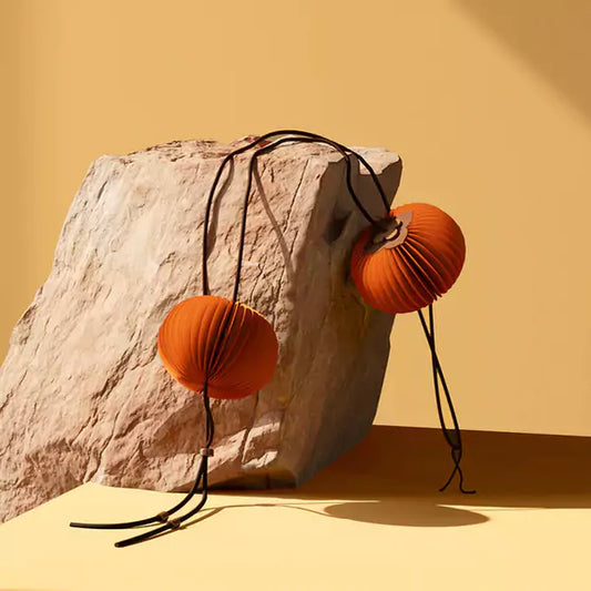 柿子吊飾 │ 風琴牛皮紙折疊家具 | ihpaper（一套兩件）