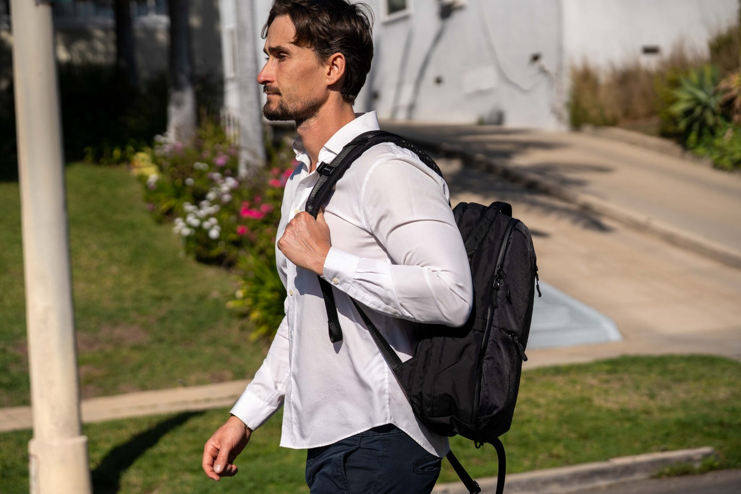 Urbano 獨家蛛網結構輕量背包Simon Squibb推薦 | 香港人品牌 | AeroSumo™ 減壓專利