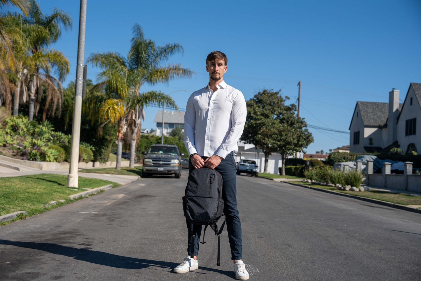 Urbano 獨家蛛網結構輕量背包Simon Squibb推薦 | 香港人品牌 | AeroSumo™ 減壓專利