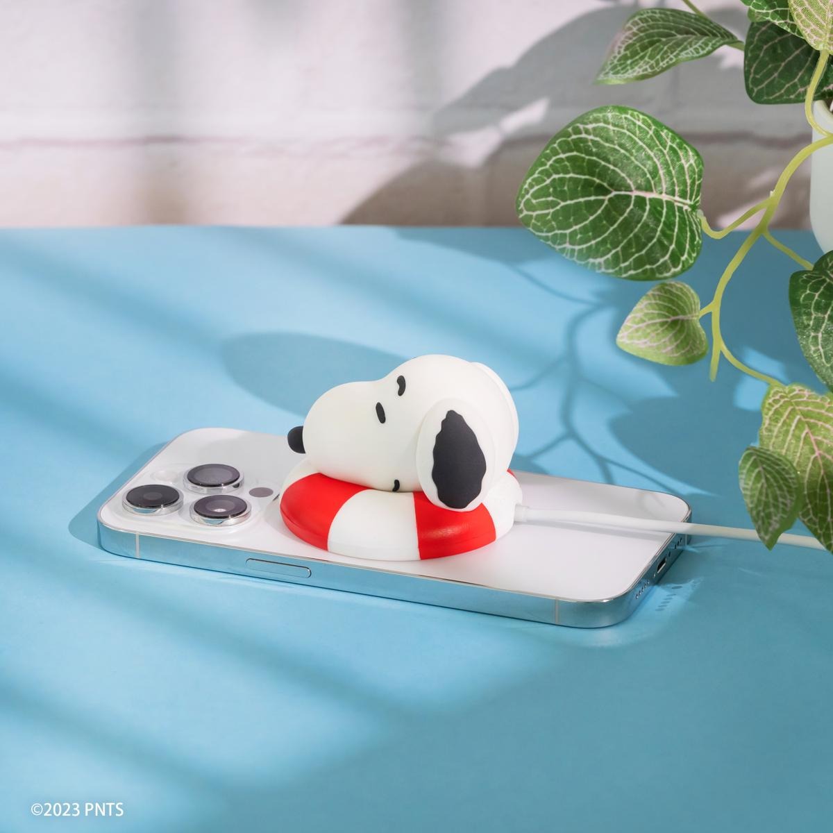 迪士尼磁吸充電盤的魔法小窩 – 超可愛無線快充系列，讓iPhone輕鬆滿電