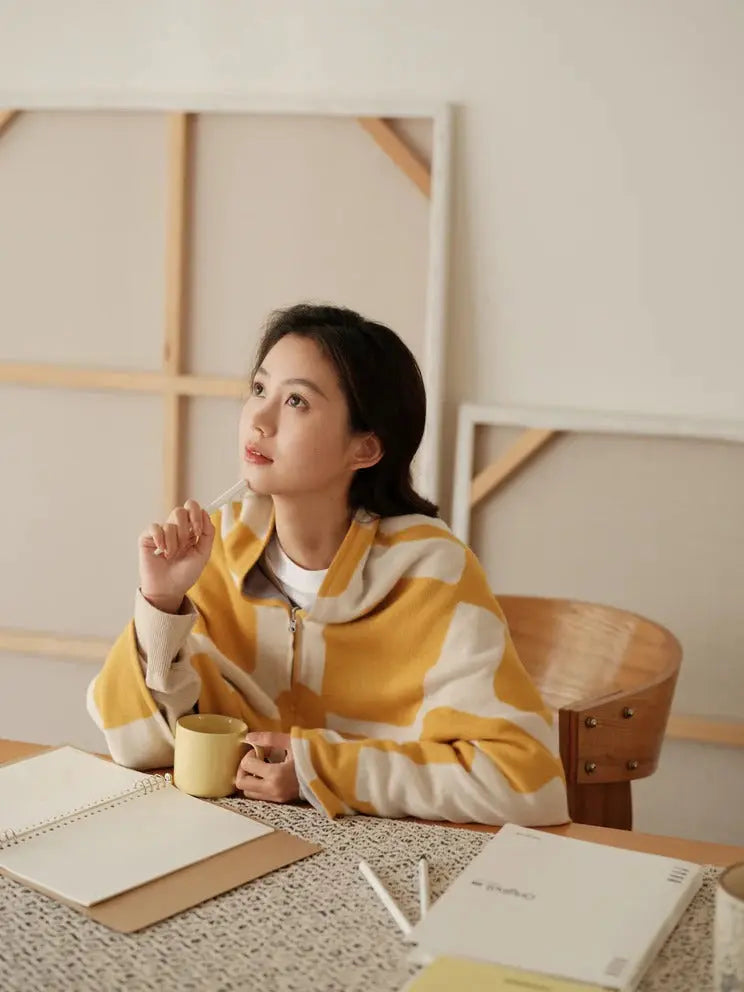 AISOLOVE RS8 多用途發熱披肩 – 石墨烯秒速加熱，隨時隨地全身溫暖 PriseMall