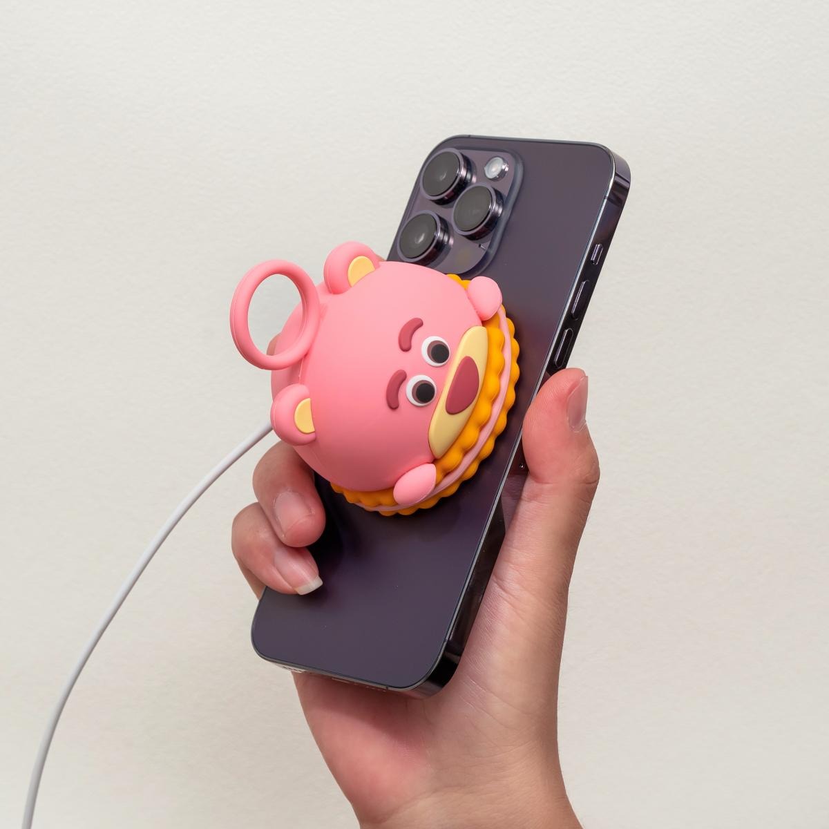 迪士尼磁吸充電盤的魔法小窩 – 超可愛無線快充系列，讓iPhone輕鬆滿電