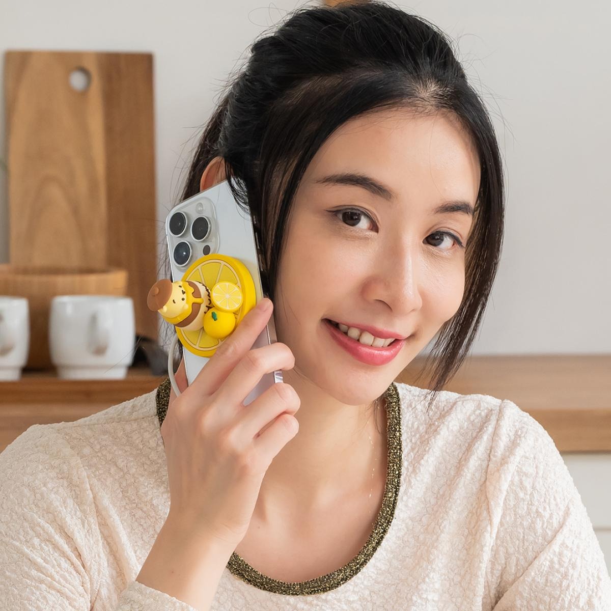 迪士尼磁吸充電盤的魔法小窩 – 超可愛無線快充系列，讓iPhone輕鬆滿電